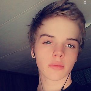 Meet your Posher, Nick